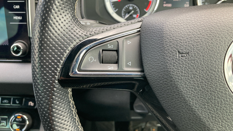 Skoda Karoq 1.5 TSI Sport Line 4x4 5dr DSG Petrol Estate